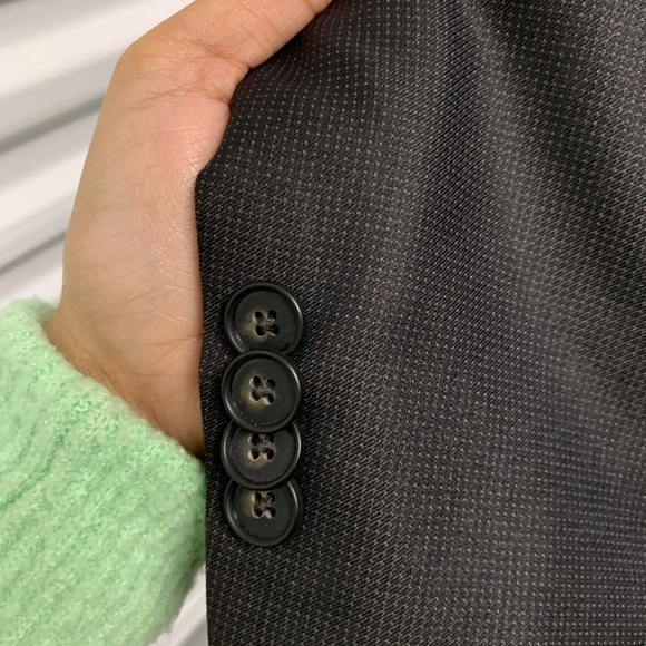 3 Kenneth Cole reaction suits mint - Picture 3 of 8